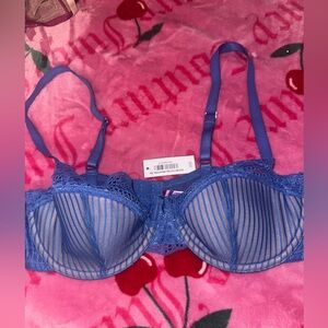 Elegant Blue Lace Underwire Bra